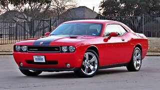 2009 Dodge Challenger RT HEMI 5.7L Automatic Low Miles 1-Owner Flame Red SRT