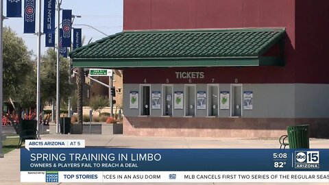 Fans, vendors react with spring training lockout