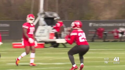 Chiefs' Dave Toub not giving up on Moore as punt returner despite acquisition of Toney