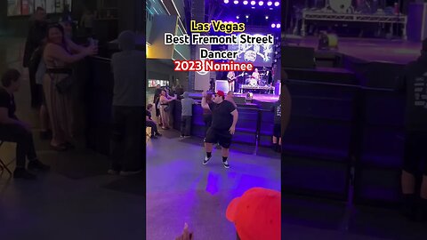 Las Vegas random guy dancing FREMONT STREET - Got The MOVES