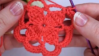 How to crochet simple flower in square motif short tutorial