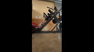 Angled Leg Press - Fitness Legday