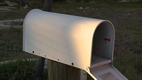 Fort Myers Beach resident opens up about losing patience with lack of mail delivery