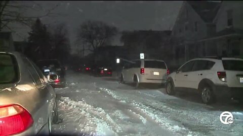 A few thousand outages reported after winter storm in metro Detroit