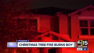 Man helps family escape Christmas tree fire