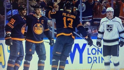 Smith posts 30-save shutout Edmonton oilers blank L.A.kings 6-0 in Game 2