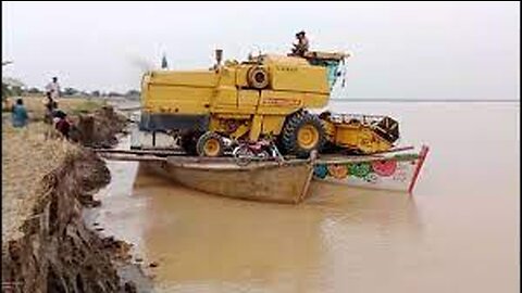 Harvesting in pakistan Sindh Rivar Newholand 8070 HD 2023