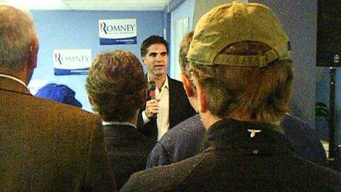 Tagg Romney Talks about his father in Bedford NH.AVI