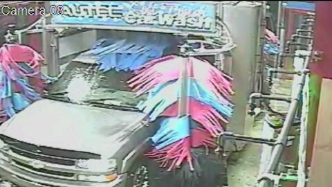Man Opens Car Door While In Automatic Car Wash To Fix Wipers, But