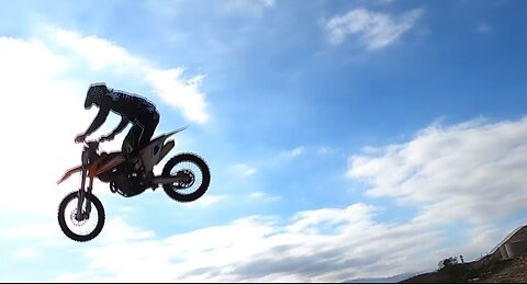 Manny with a whip on ktm 450