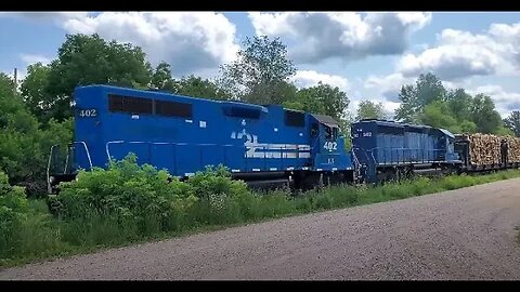 Former Conrail (ELS 402) & Former Union Pacific (ELS 502) Pull Super Long Train! | Jason Asselin