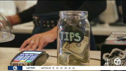 Tipping habits changing across Michigan, U.S. with less people giving money