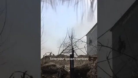 Russian advance in Soldar, Bakhmut. Direct strike at the end.