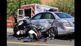 Car Crashed on road