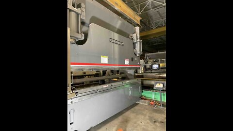 Cincinnati 230CBII 230 Ton CNC Press Brake