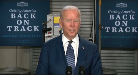 Biden says people making $400k won't pay ANY TAXES