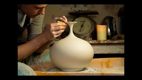 Throwing a Round Bellied Vase with Flared Top - Matt Horne Pottery