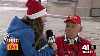 WWII veteran VIP at parade