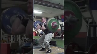 180 kg / 397 lb - Front Squat