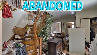 Exploring an Abandoned Hoarder House Where The Occupants Were Buried Alive!