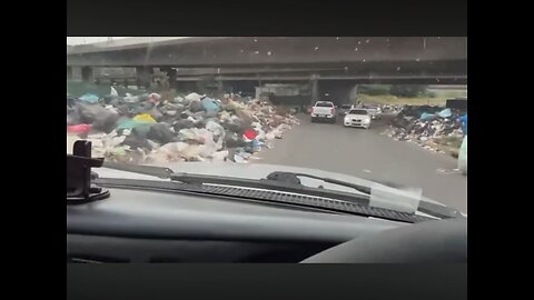 South Africa has become a total shithole in only 30 year, wonder what happened?