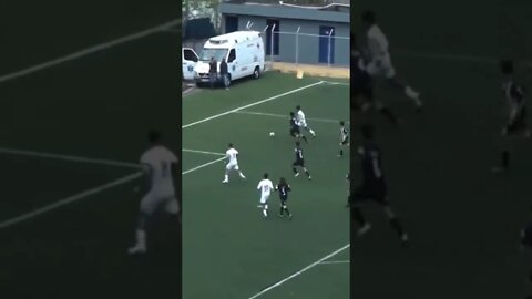 😱 COMO PODE A BASE DO SANTOS TER TANTO CRAQUE? Olha o GOLAÇO que o sub-13 do Peixe marcou! Incrível!