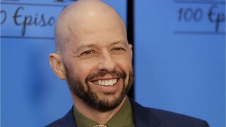 Jon Cryer Thanks 'Supergirl' Cast And Crew