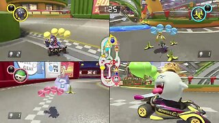 Three-way Balloon battle on mario kart