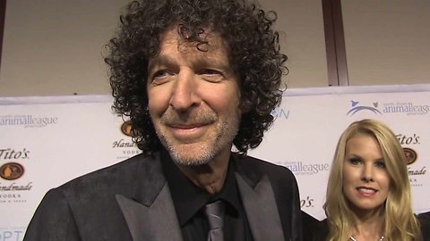 Howard Stern Picks Fav ‘Wack Packers’ During Beth’s North Shore Animal League’s Event