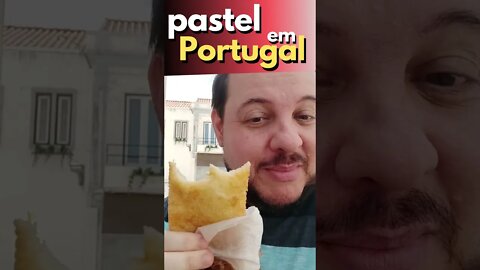 Comendo Pastel em Portugal