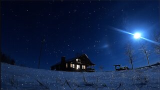 4K snowy Christmas Day cabin sky lapse
