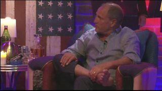 Woody Harrelson: I Wouldn't Trust Big Pharma, Big Govt With My Health