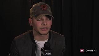 Kane Brown honors the legendary Randy Travis | Rare Country