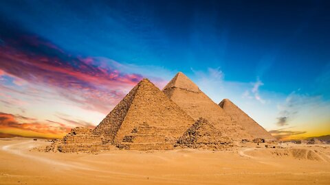 Mirror: Ancient Egyptian Pyramids found in Australia