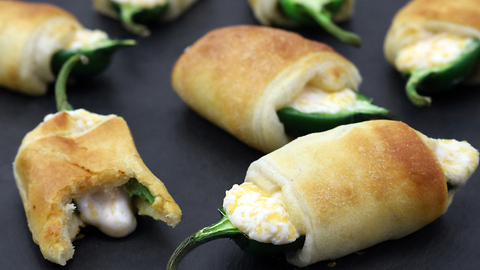 How to make mouthwatering jalapeno poppers