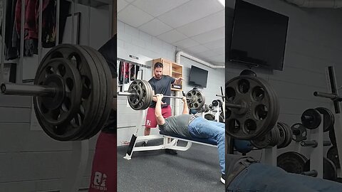 370lbs x 4 reps, Crazy 🤪 old man