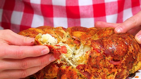 Pull Apart Pizza Bread