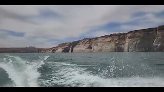 Lake Powell, AZ | Boating on a Saturday in June