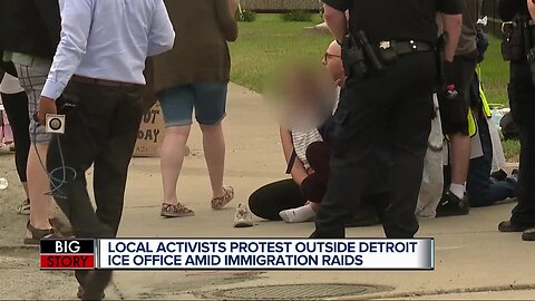 1 arrested following protest at ICE office on Detroit's east side