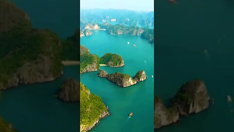 What A BEAUTIFUL Place 🤩 Ha Long Bay, Vietnam Your Next Holiday Destination 📍 Video Link Below