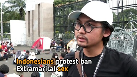Indonesians protest the country's ban on extramarital sex