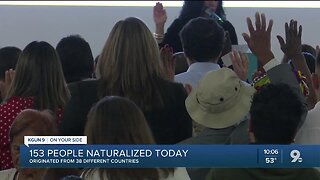 Hundreds attend naturalization ceremony