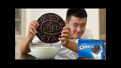 Making big Oreo cookies！