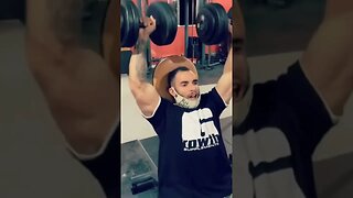 PINTOR MAROMBA EVOLUÇÃO INSANA TREINANDO E FAZENDO DIETA | BODYFITLIONS