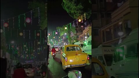 Beautiful Street of Kolkata || focal point #kolkatadurgapuja #kolkatavlog #streetlighting #kolkata