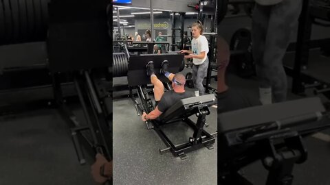 A good training partner doesn’t laugh when you fart on leg press