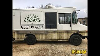 22' 2004 Freightliner Custom Chassis Step Van Kitchen Food Truck for Sale in Alabama