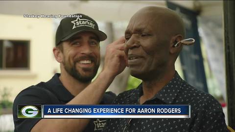 Aaron Rodgers has life-changing experience in Zambia