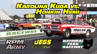 Honkin Hemi vs Karolina Kuda Super Stock Drag Racing