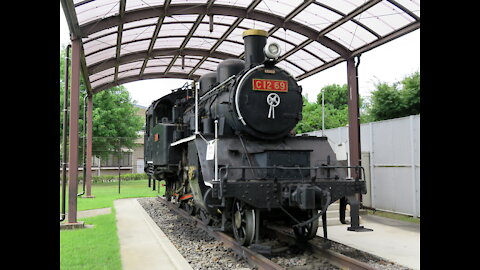 C12-69 locomotive